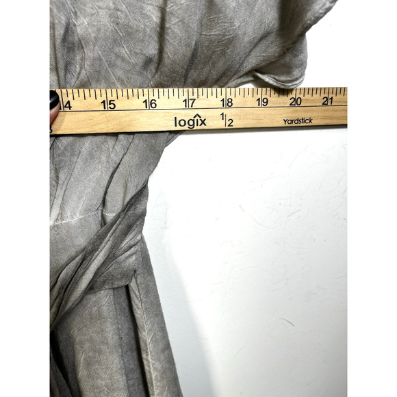 Entro Faux Gray Marble Wrap Dress Short Flutter Sleeve Size Medium New - Picture 3 of 12